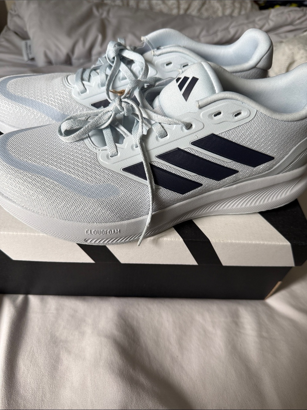 Men’s tennis shoes!